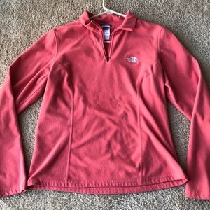 Cozy North Face pullover *RUNS SMALL*